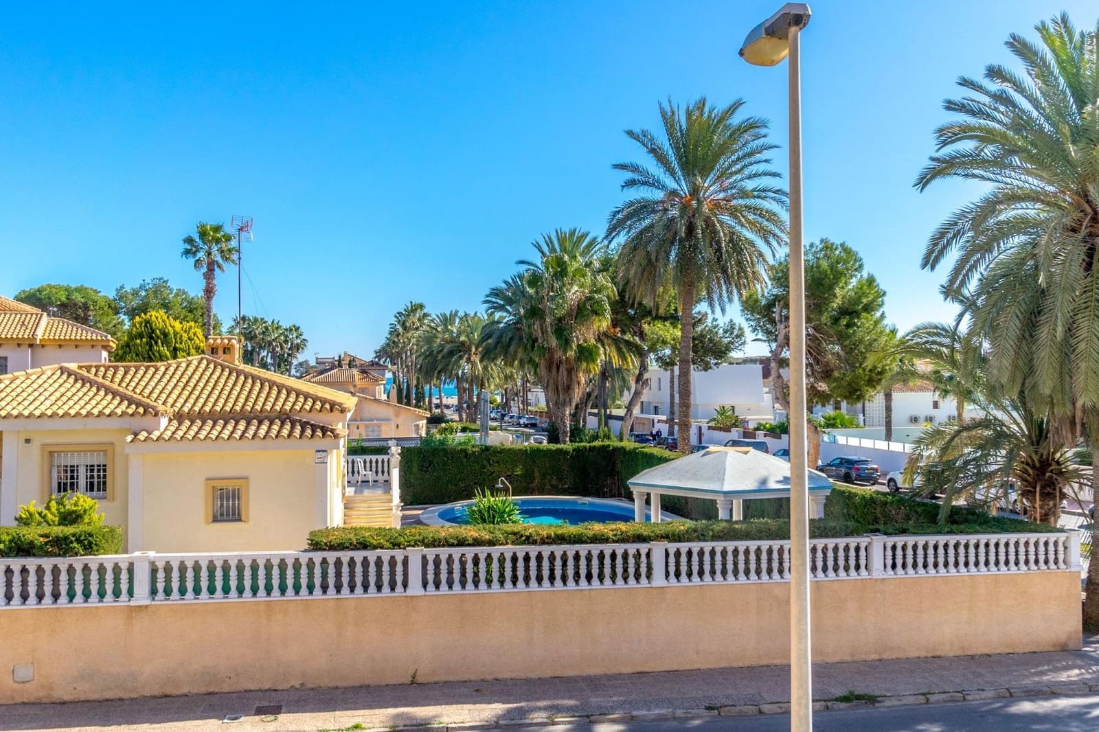 4 quarto Apartamento para venda em La Zenia com piscina - 299 000 € (Ref: 8795865)
