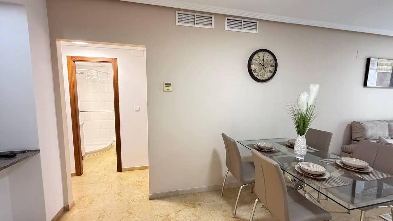 2 quarto Apartamento para venda em Torrevieja com piscina - 239 900 € (Ref: 8814007)