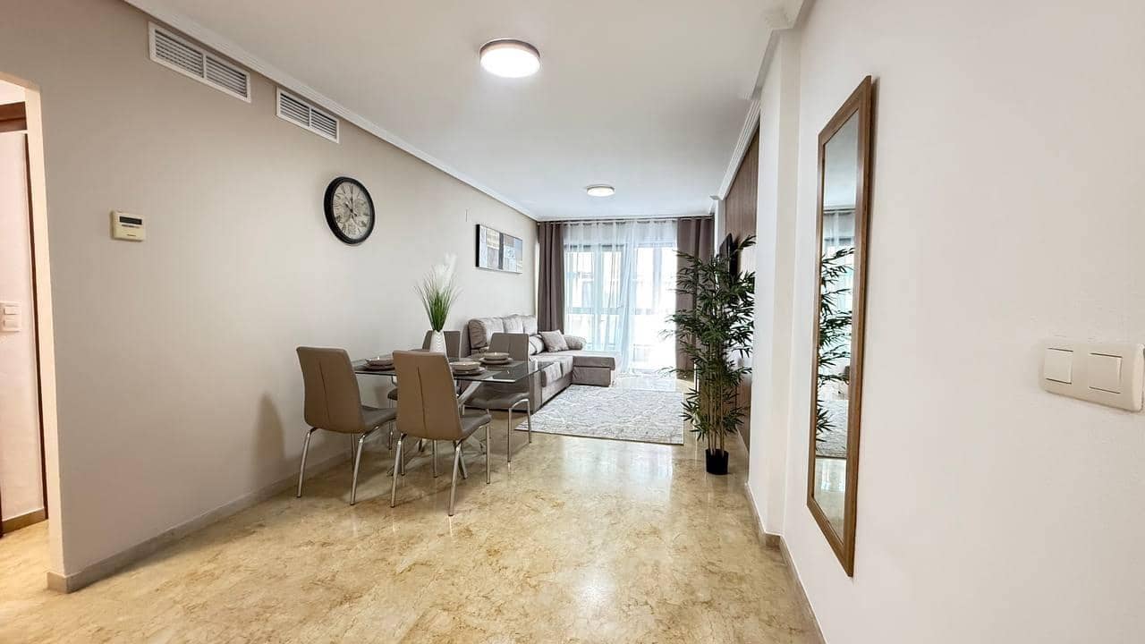 2 quarto Apartamento para venda em Torrevieja com piscina - 239 900 € (Ref: 8814007)