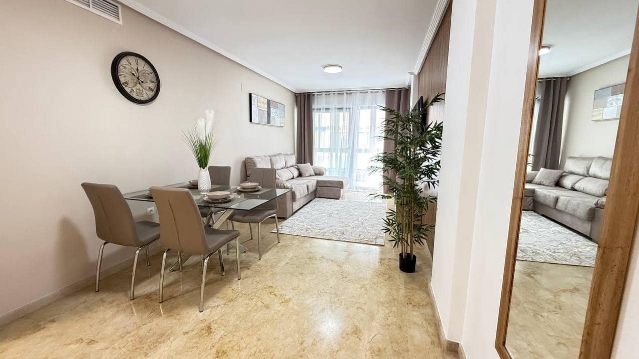 2 quarto Apartamento para venda em Torrevieja com piscina - 239 900 € (Ref: 8814007)
