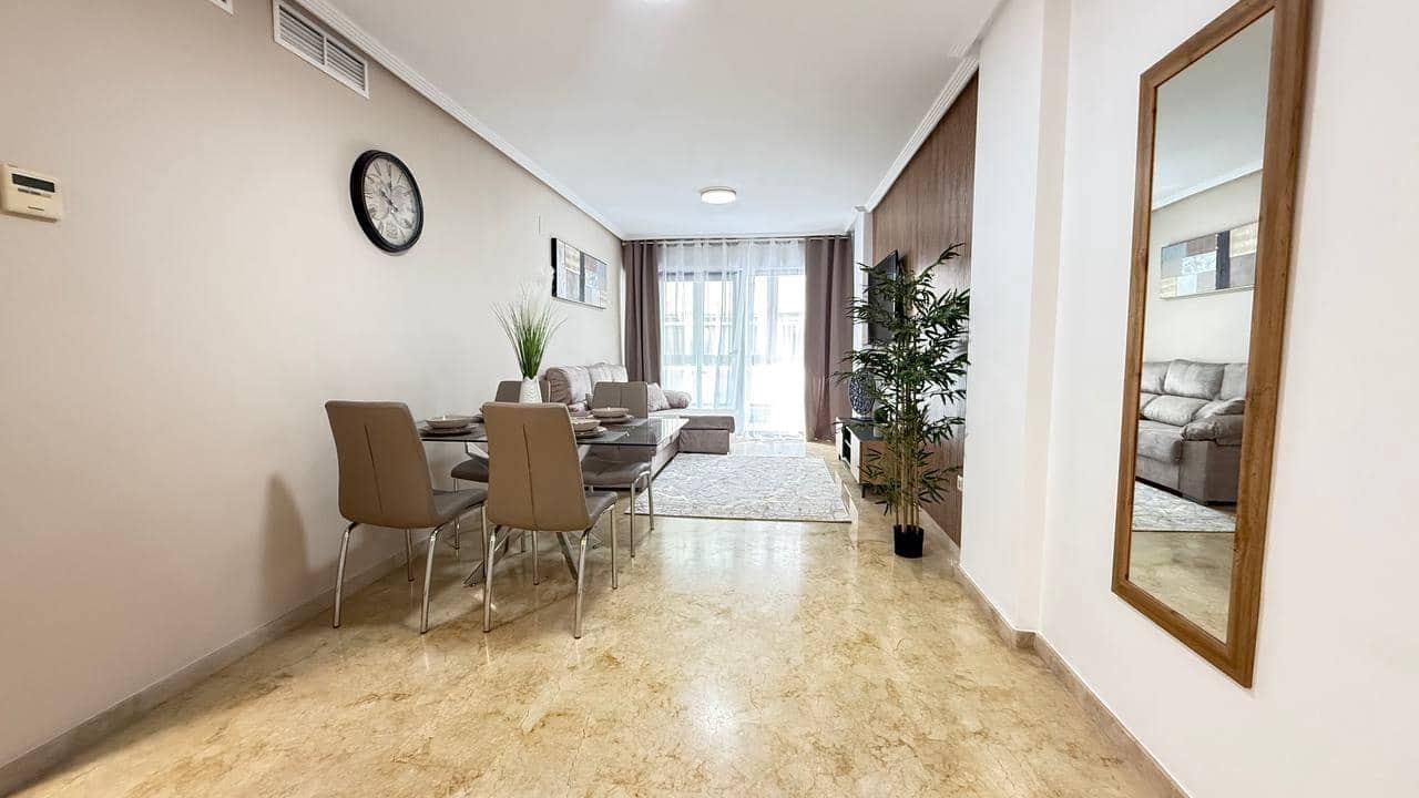 2 quarto Apartamento para venda em Torrevieja com piscina - 239 900 € (Ref: 8814007)