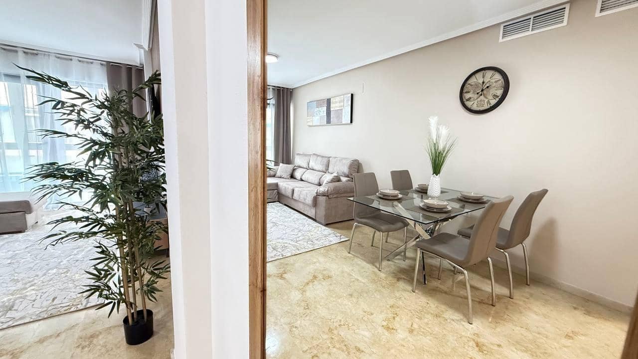 2 quarto Apartamento para venda em Torrevieja com piscina - 239 900 € (Ref: 8814007)