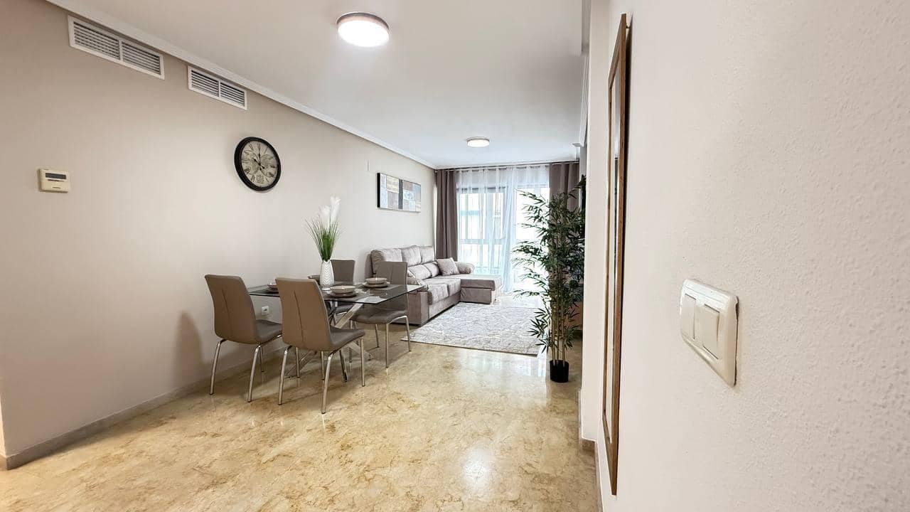 2 quarto Apartamento para venda em Torrevieja com piscina - 239 900 € (Ref: 8814007)