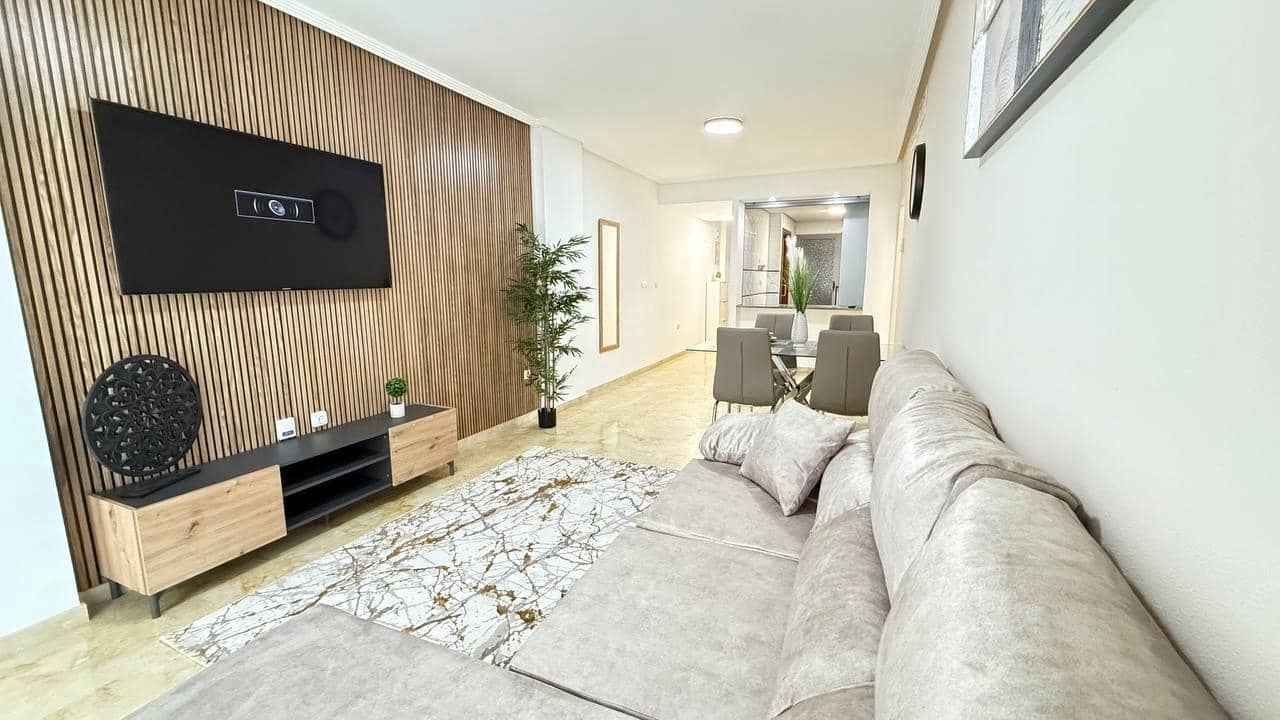 2 quarto Apartamento para venda em Torrevieja com piscina - 239 900 € (Ref: 8814007)