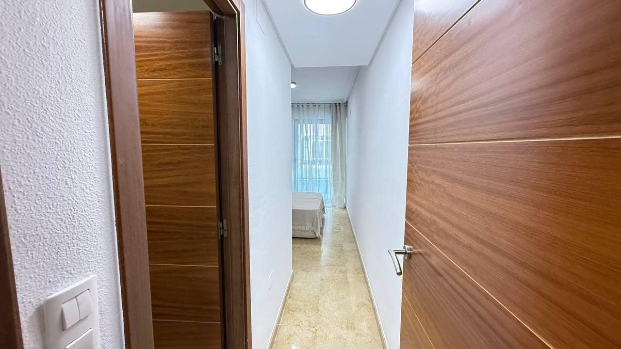2 quarto Apartamento para venda em Torrevieja com piscina - 239 900 € (Ref: 8814007)