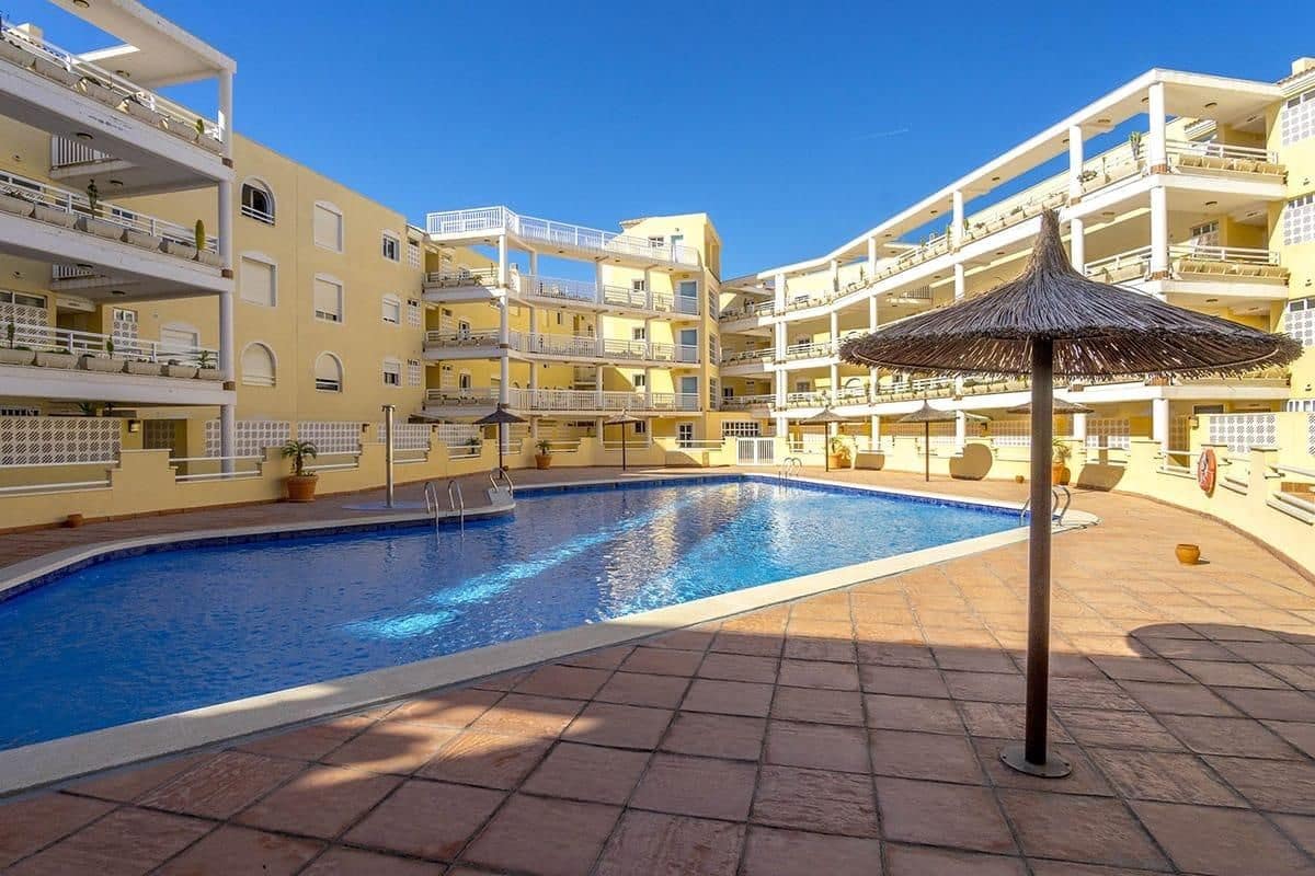 4 camera da letto Appartamento in vendita in Campoamor con piscina - 495.000 € (Rif: 8828689)