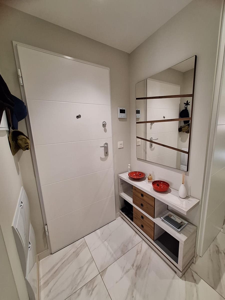 Apartamento de 1 habitación en Torrevieja en venta con piscina garaje - 239.000 € (Ref: 8836671)