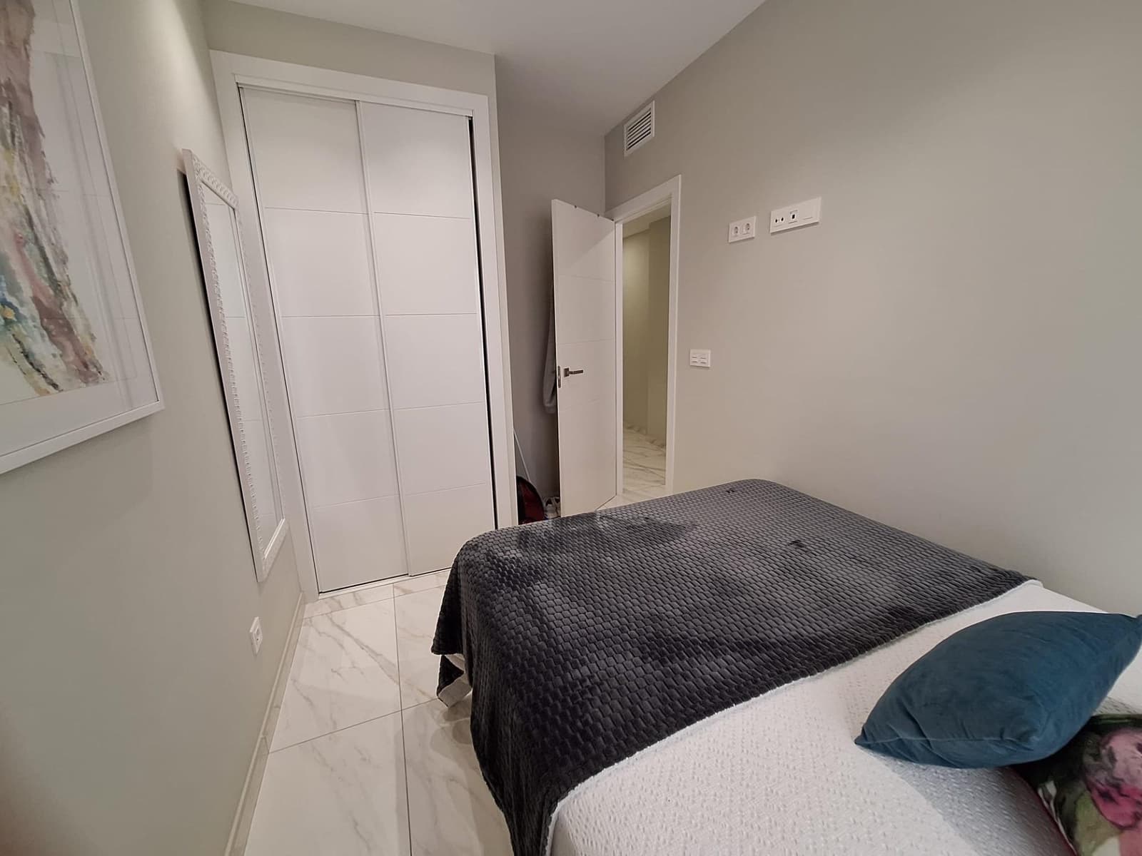 Apartamento de 1 habitación en Torrevieja en venta con piscina garaje - 239.000 € (Ref: 8836671)