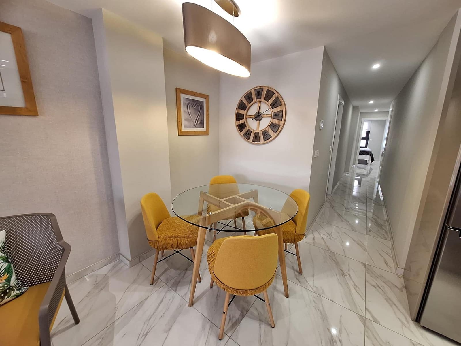 Apartamento de 1 habitación en Torrevieja en venta con piscina garaje - 239.000 € (Ref: 8836671)