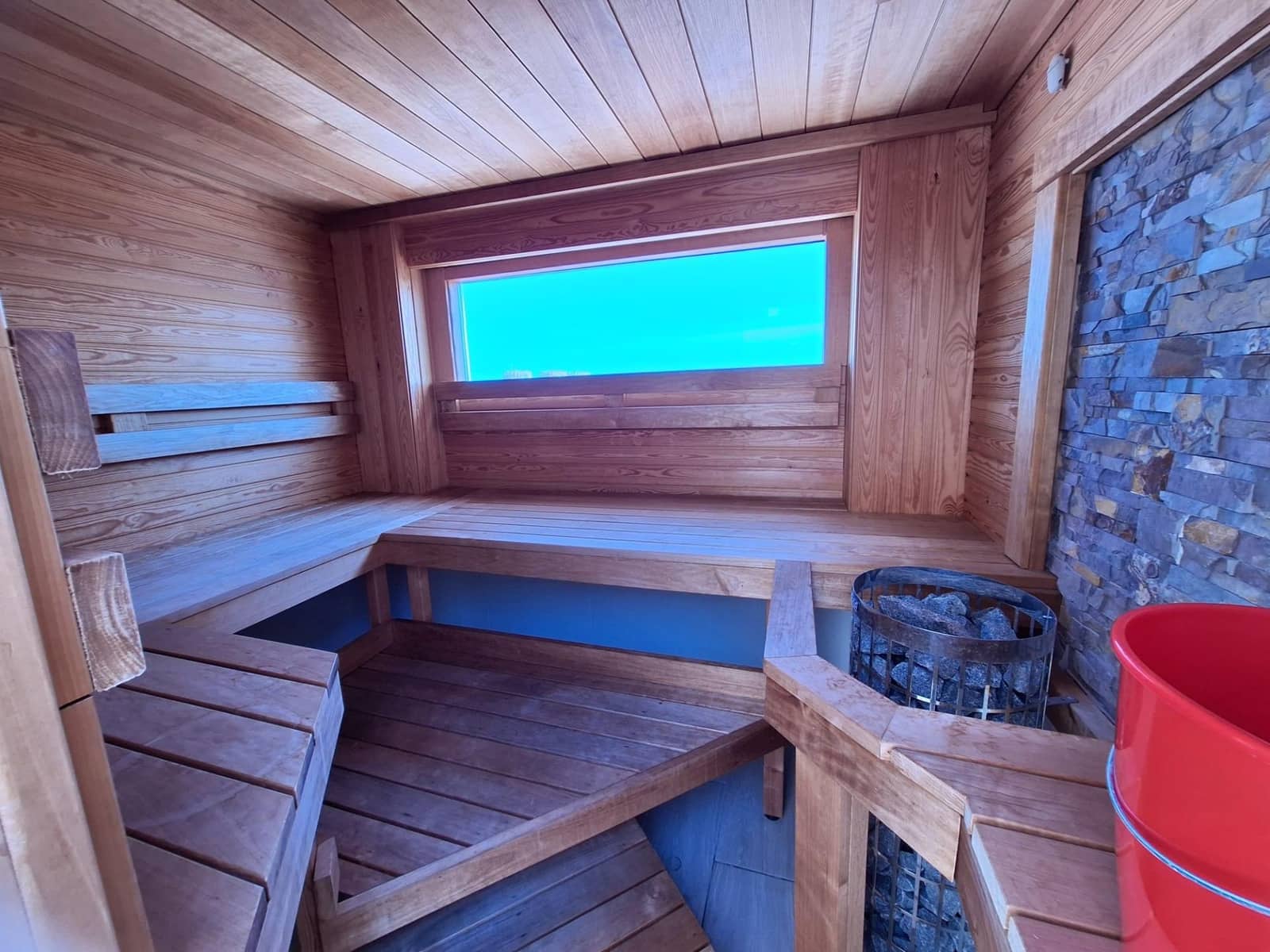 Apartamento de 1 habitación en Torrevieja en venta con piscina garaje - 239.000 € (Ref: 8836671)