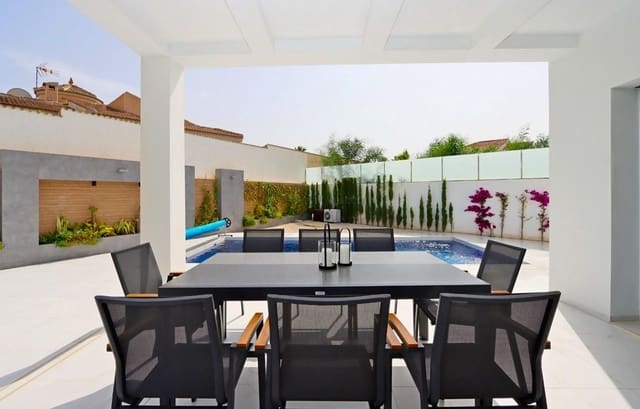 3 makuuhuone Huvila myytävänä paikassa Ciudad Quesada, Rojales mukana uima-altaan - 699 900 € (Ref: 8851611)