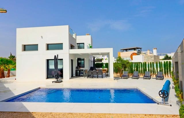 3 makuuhuone Huvila myytävänä paikassa Ciudad Quesada, Rojales mukana uima-altaan - 699 900 € (Ref: 8851611)