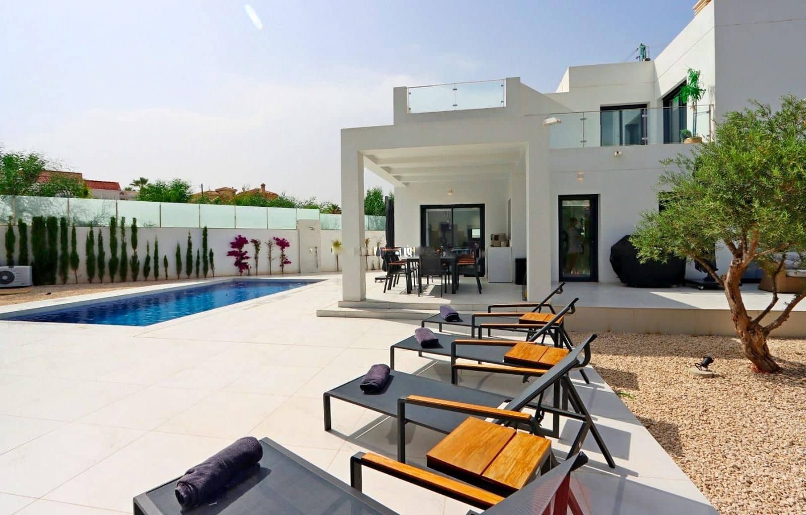 3 makuuhuone Huvila myytävänä paikassa Ciudad Quesada mukana uima-altaan - 699 900 € (Ref: 8851611)