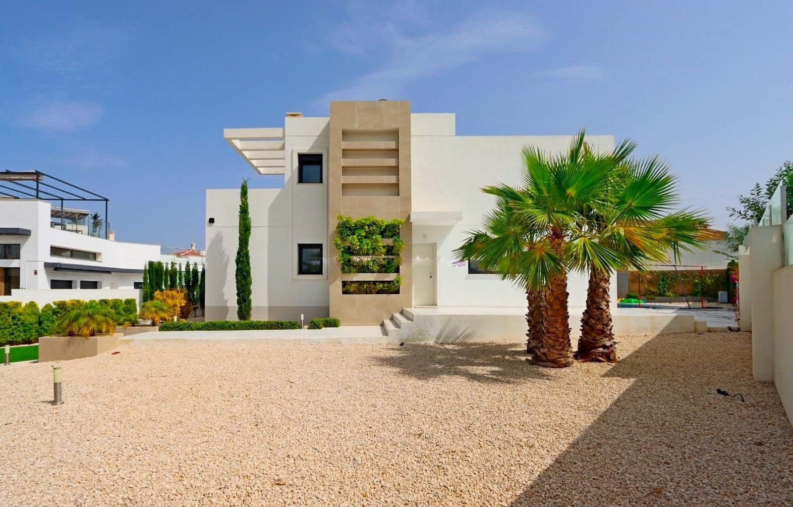 3 makuuhuone Huvila myytävänä paikassa Ciudad Quesada mukana uima-altaan - 699 900 € (Ref: 8851611)