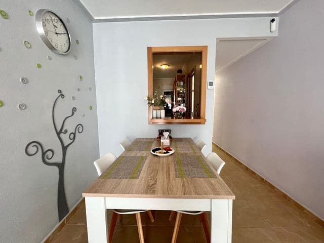 3 makuuhuone Huoneisto myytävänä paikassa Puerto Deportivo, Torrevieja - 209 900 € (Ref: 8854970)