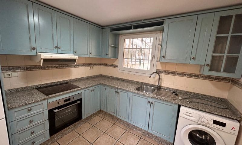 2 sypialnia Bungalow na sprzedaż w Torrevieja z basenem - 165 000 € (Ref: 8854971)