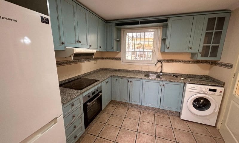 2 sypialnia Bungalow na sprzedaż w Torrevieja z basenem - 165 000 € (Ref: 8854971)