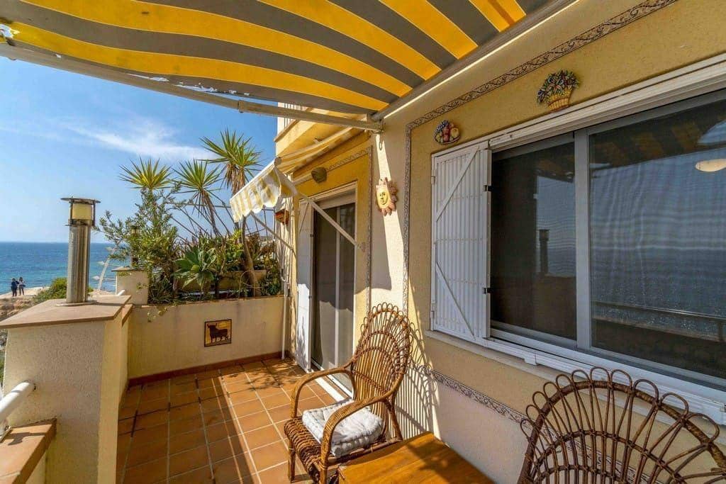 Appartement de 2 chambres à louer à Campoamor avec garage - 1 500 € (Ref: 8854973)