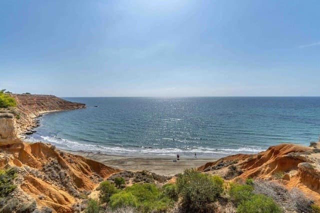 2 soveværelse Lejlighed til leje i Campoamor, Orihuela med garage - € 1.500 (Ref: 8854973)