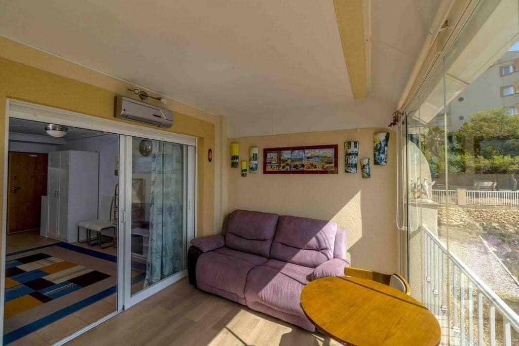 Appartement de 2 chambres à louer à Campoamor avec garage - 1 500 € (Ref: 8854973)