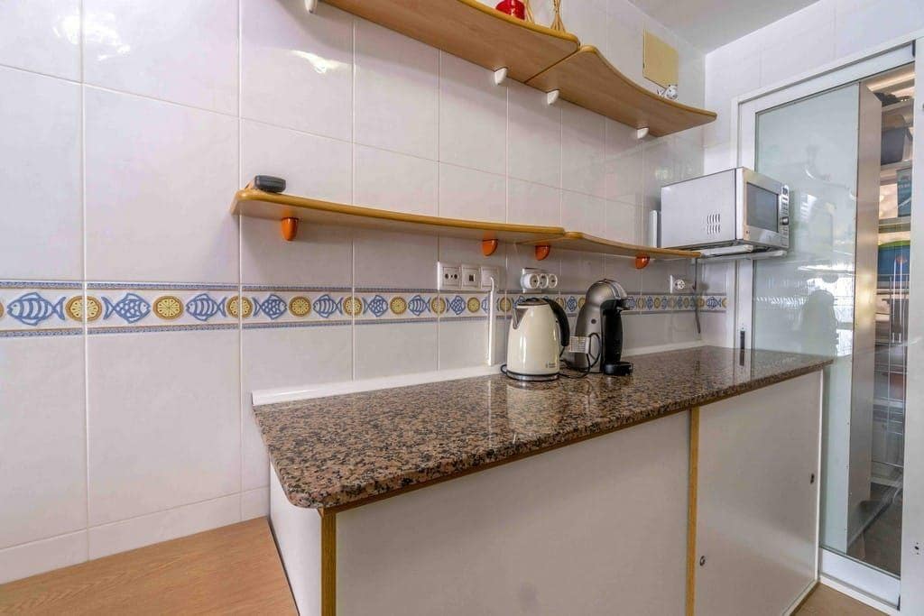 Appartement de 2 chambres à louer à Campoamor avec garage - 1 500 € (Ref: 8854973)