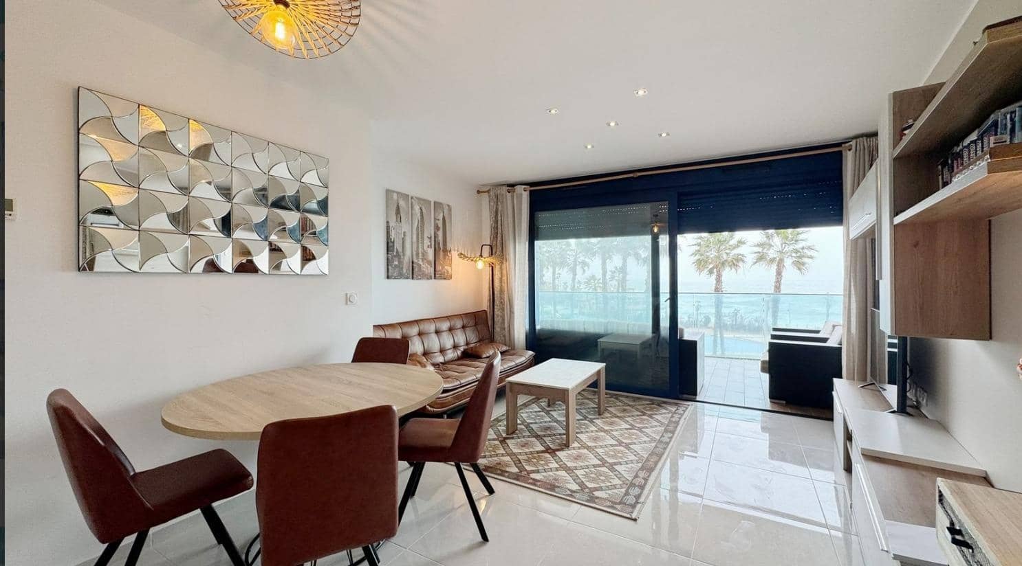 Apartamento de 2 habitaciones en Punta Prima en venta con piscina garaje - 389.000 € (Ref: 8857402)