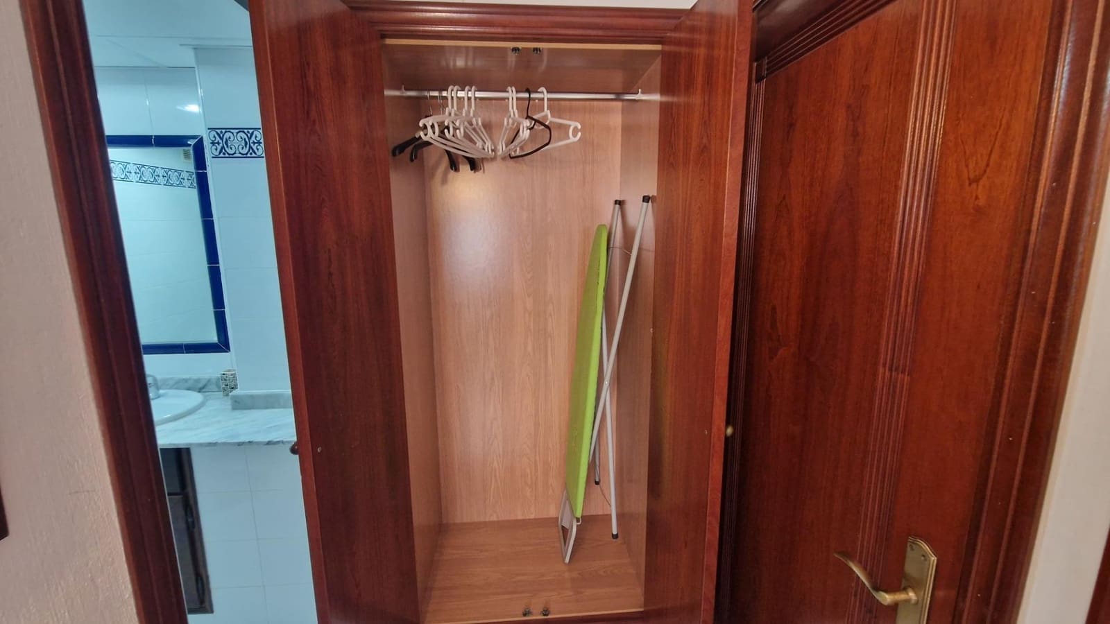 2 makuuhuone Huoneisto myytävänä paikassa Torrevieja mukana uima-altaan - 229 900 € (Ref: 8867336)