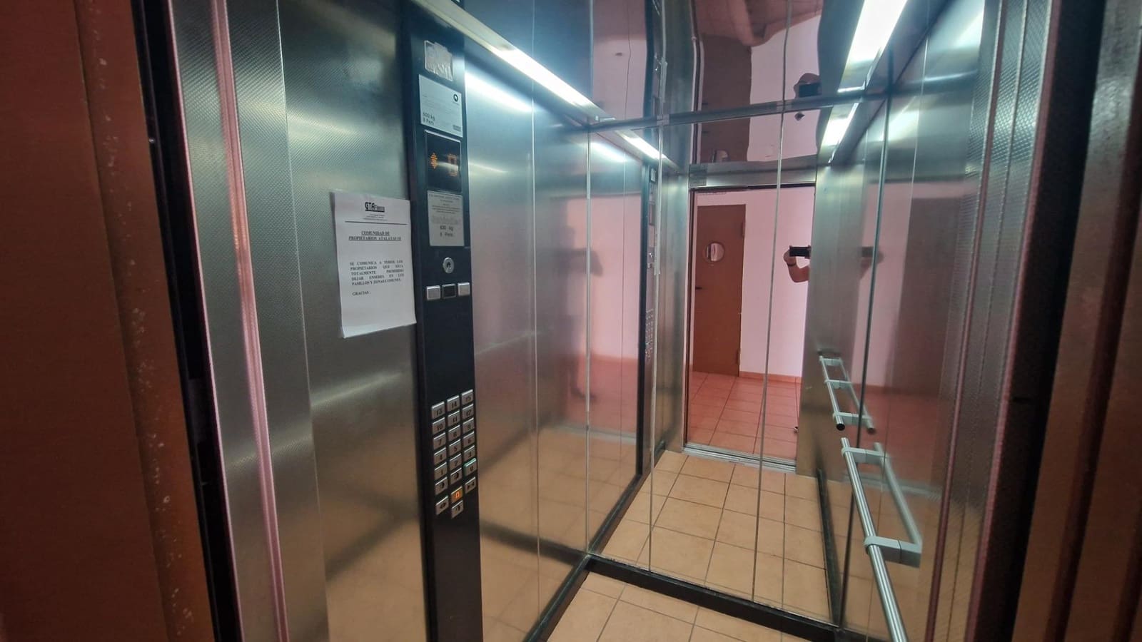 2 makuuhuone Huoneisto myytävänä paikassa Torrevieja mukana uima-altaan - 229 900 € (Ref: 8867336)