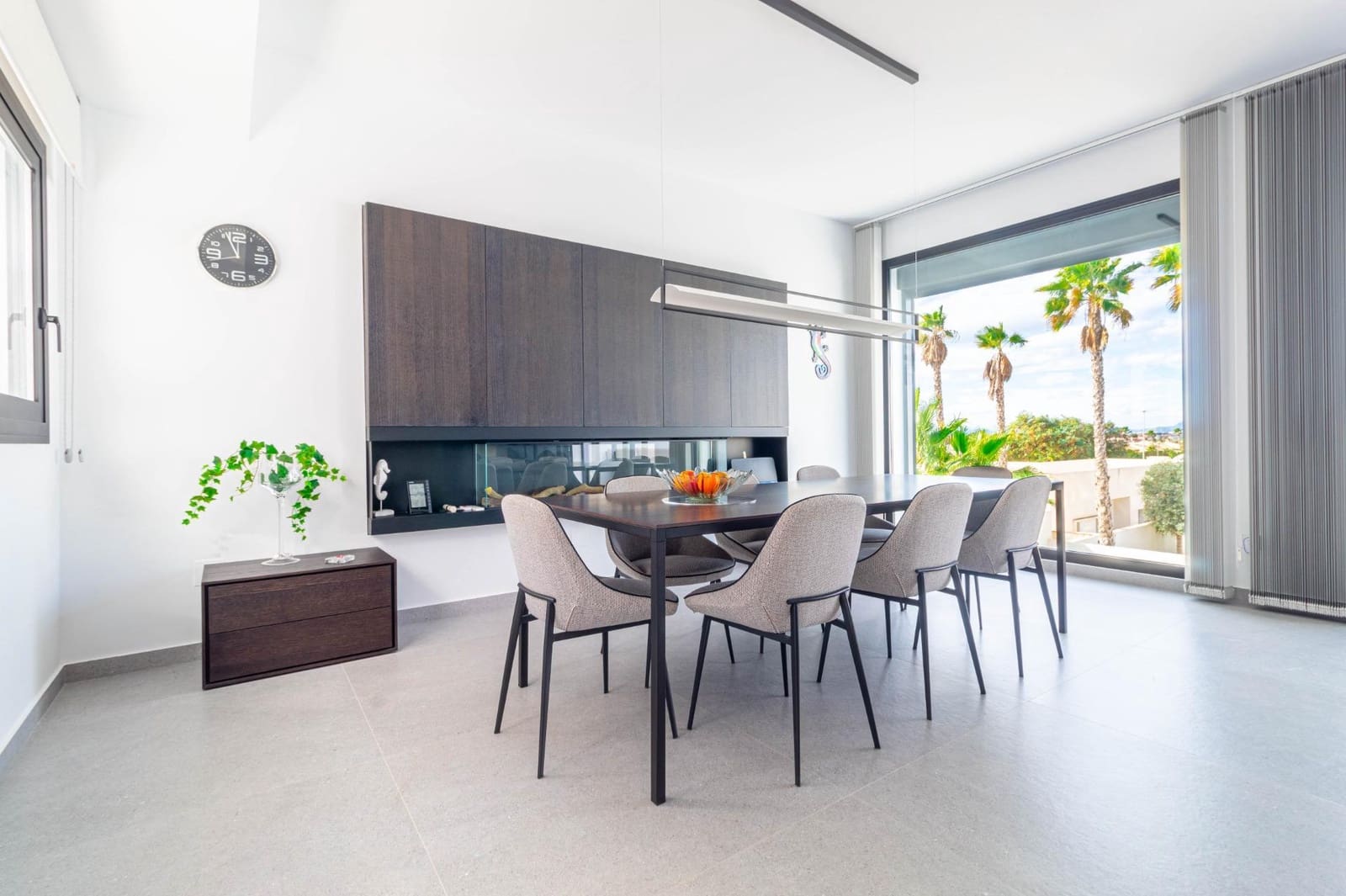 4 makuuhuone Huvila myytävänä paikassa San Fulgencio mukana uima-altaan 
autotalli - 985 000 € (Ref: 8869649)