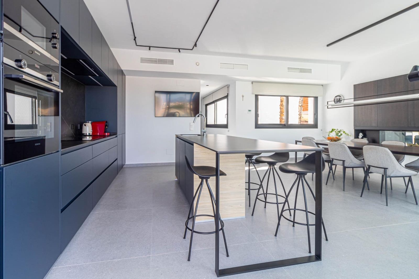 4 makuuhuone Huvila myytävänä paikassa San Fulgencio mukana uima-altaan 
autotalli - 985 000 € (Ref: 8869649)