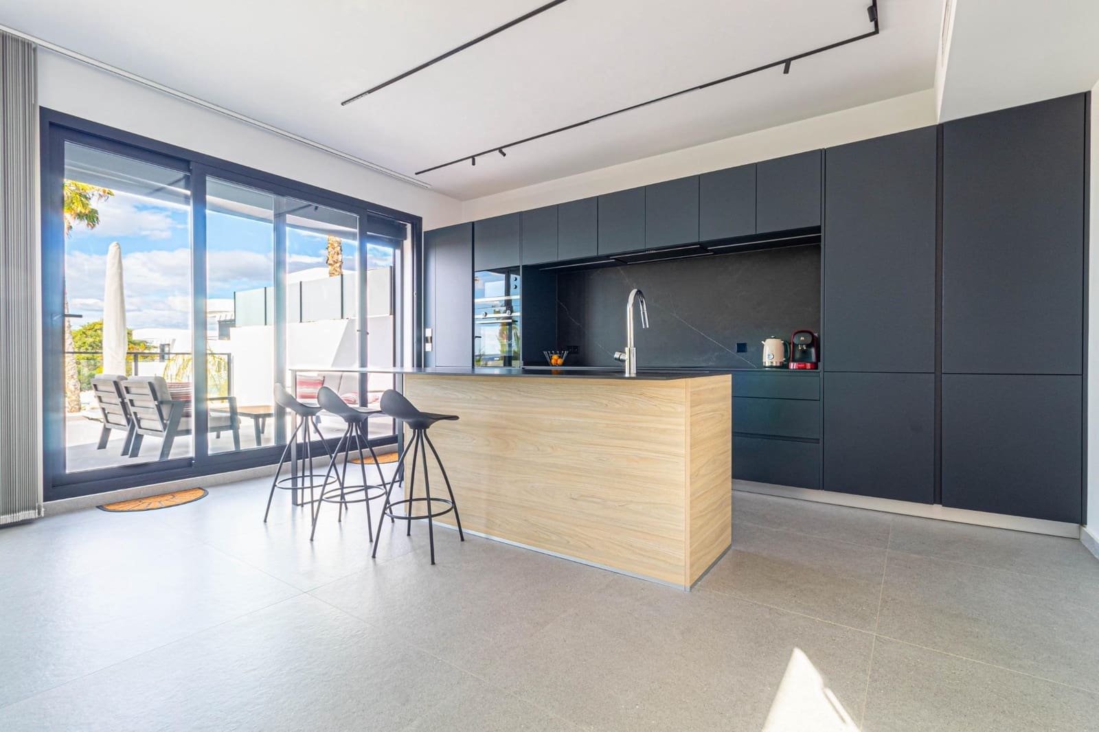 4 makuuhuone Huvila myytävänä paikassa San Fulgencio mukana uima-altaan 
autotalli - 985 000 € (Ref: 8869649)