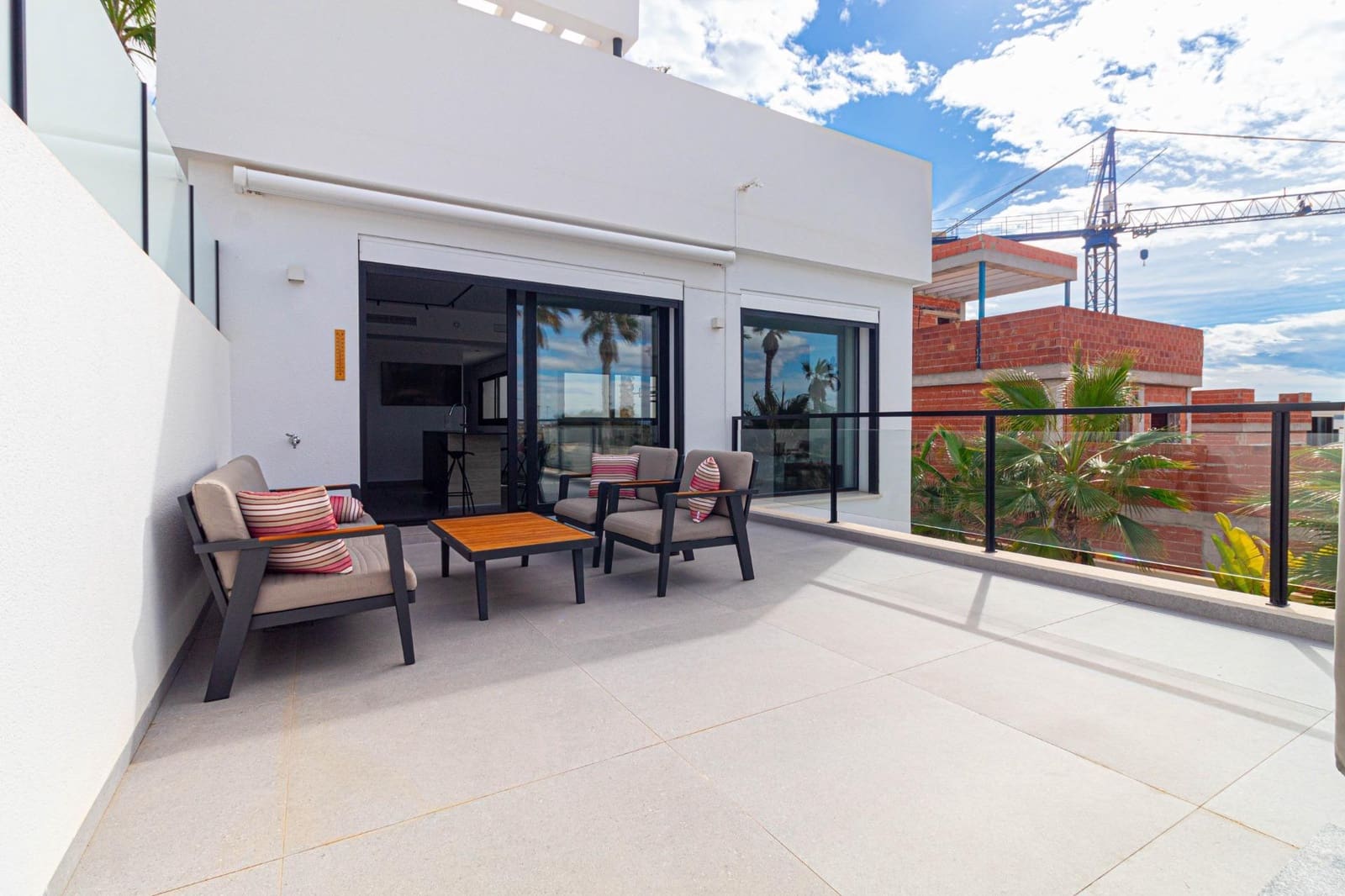 4 makuuhuone Huvila myytävänä paikassa San Fulgencio mukana uima-altaan 
autotalli - 985 000 € (Ref: 8869649)