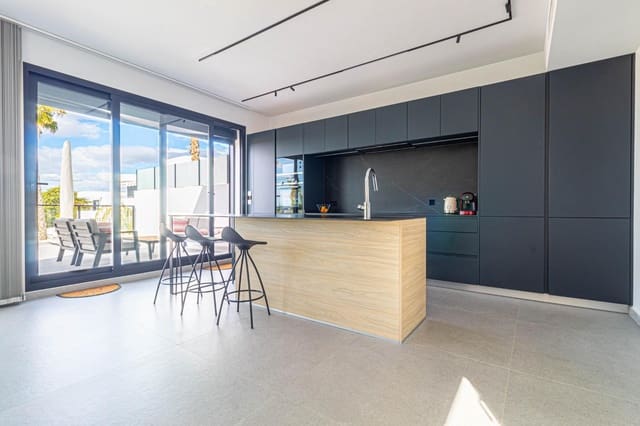 4 makuuhuone Huvila myytävänä paikassa San Fulgencio mukana uima-altaan 
autotalli - 985 000 € (Ref: 8869649)