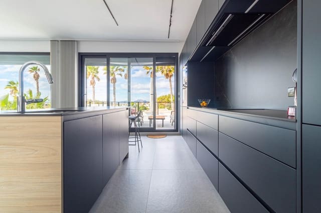 4 makuuhuone Huvila myytävänä paikassa San Fulgencio mukana uima-altaan 
autotalli - 985 000 € (Ref: 8869649)