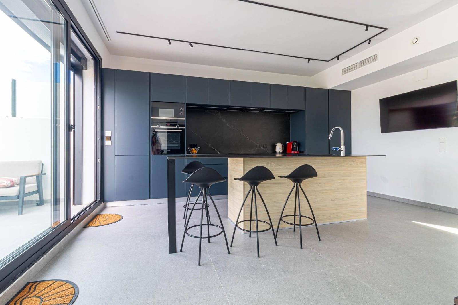 4 makuuhuone Huvila myytävänä paikassa San Fulgencio mukana uima-altaan 
autotalli - 985 000 € (Ref: 8869649)