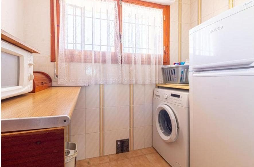 Apartamento de 2 habitaciones en Orihuela Costa en venta con piscina - 149.000 € (Ref: 8869651)