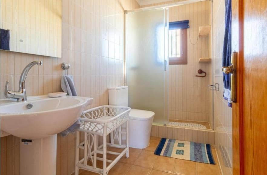 Apartamento de 2 habitaciones en Orihuela Costa en venta con piscina - 149.000 € (Ref: 8869651)