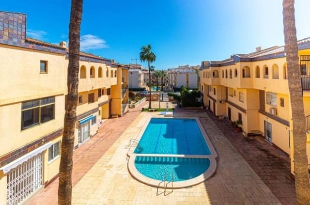 Apartamento de 2 habitaciones en Punta Prima, Orihuela en venta con piscina - 149.000 € (Ref: 8869651)