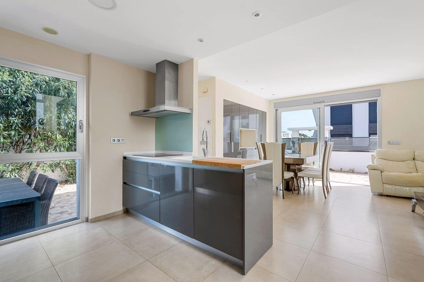 3 quarto Moradia para venda em Algorfa com piscina garagem - 349 000 € (Ref: 8895027)