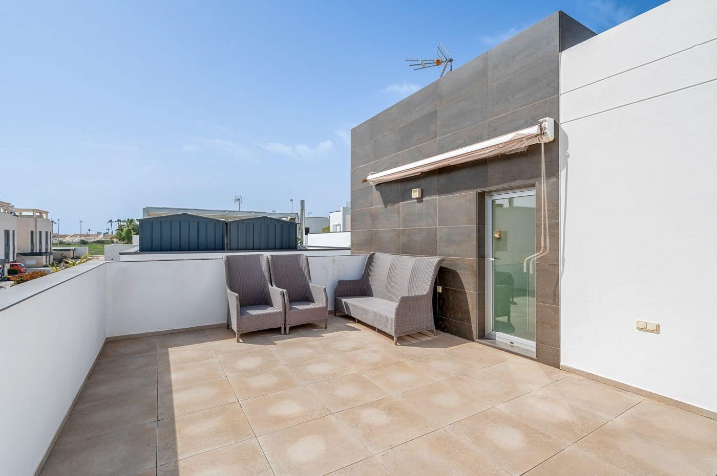 3 quarto Moradia para venda em Algorfa com piscina garagem - 349 000 € (Ref: 8895027)