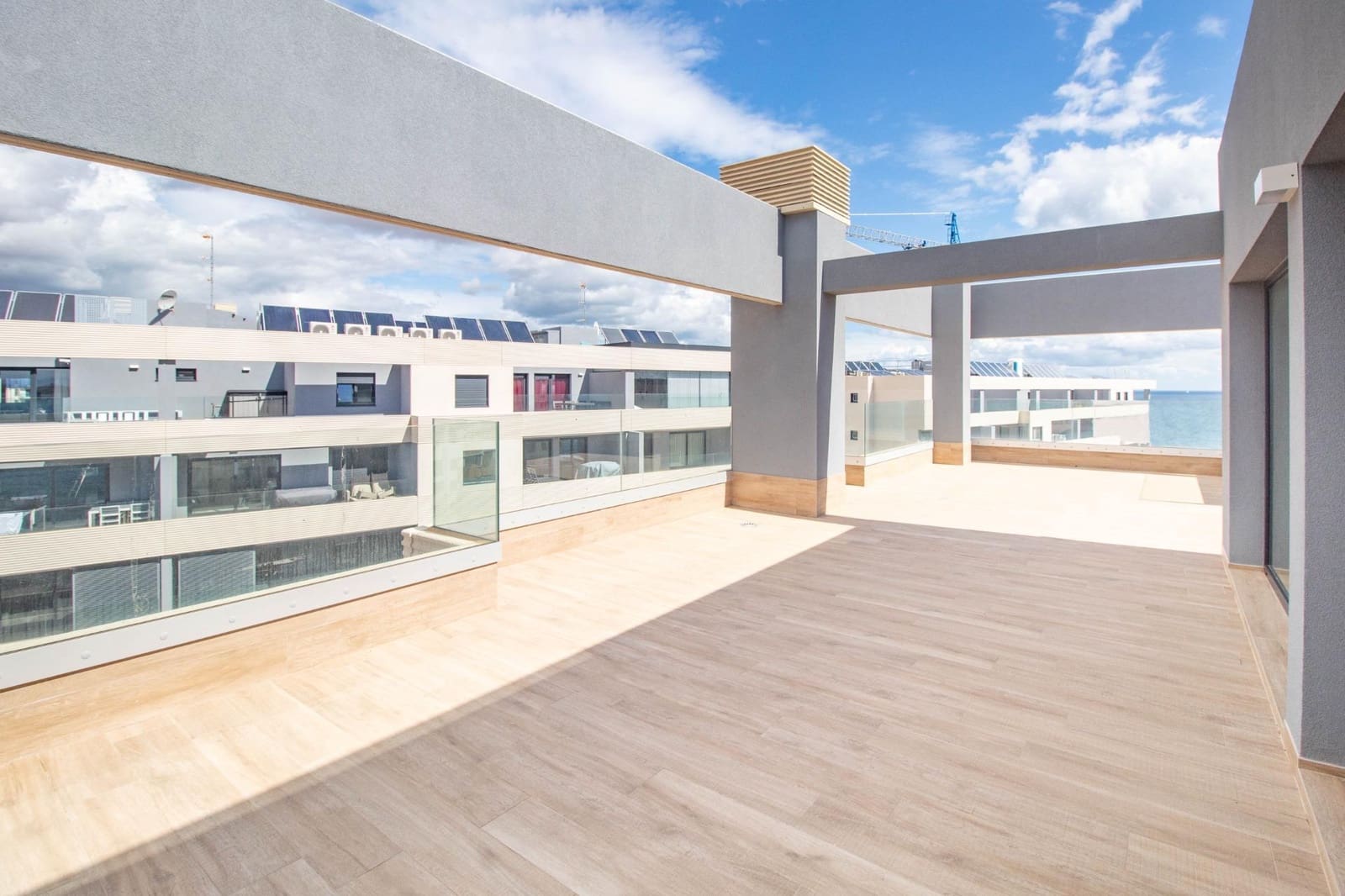 2 quarto Penthouse para venda em Orihuela Costa com piscina - 649 000 € (Ref: 8902282)