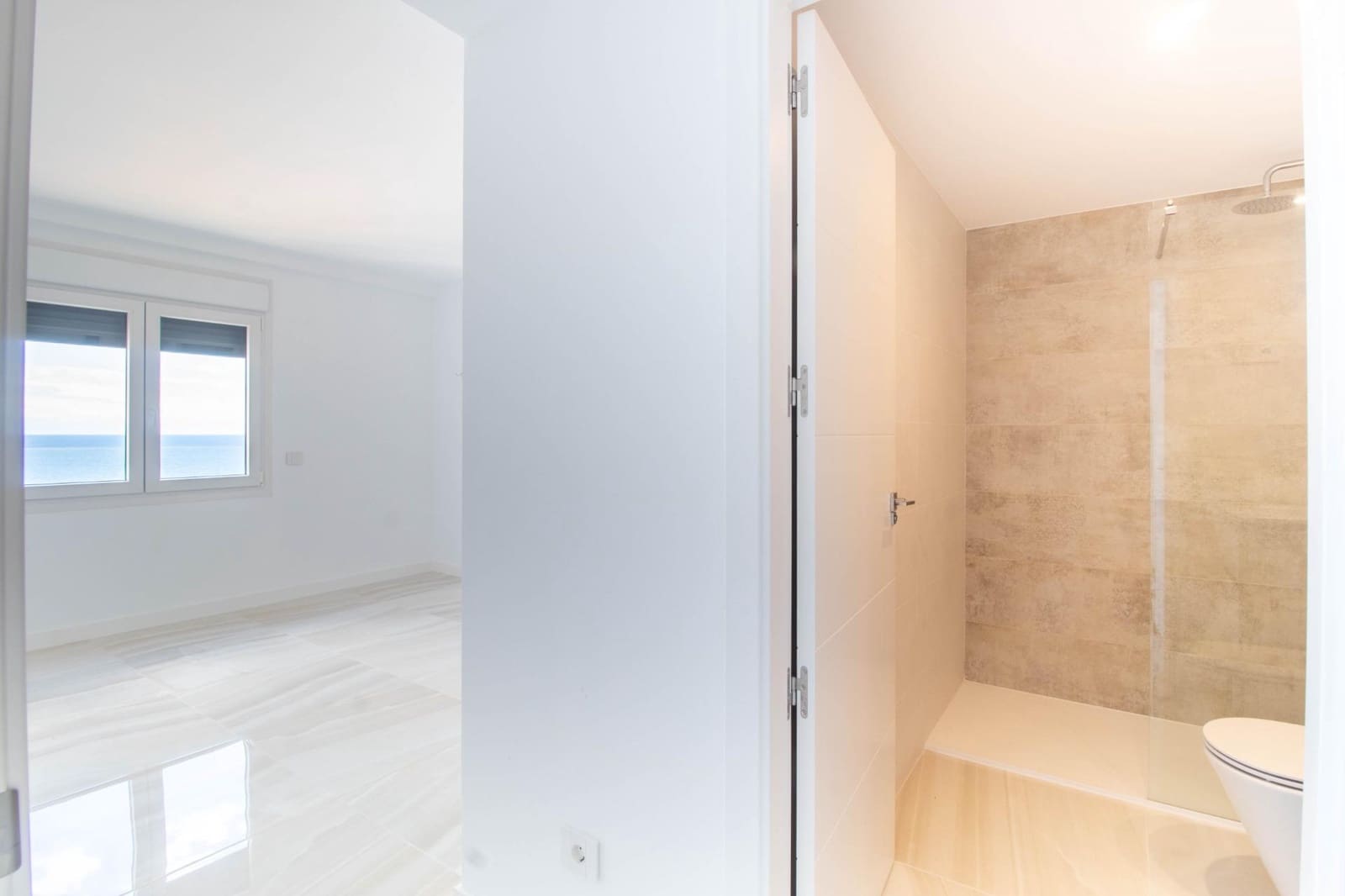 2 quarto Penthouse para venda em Orihuela Costa com piscina - 649 000 € (Ref: 8902282)