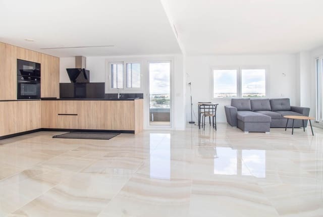 2 quarto Penthouse para venda em Punta Prima, Orihuela com piscina - 649 000 € (Ref: 8902282)