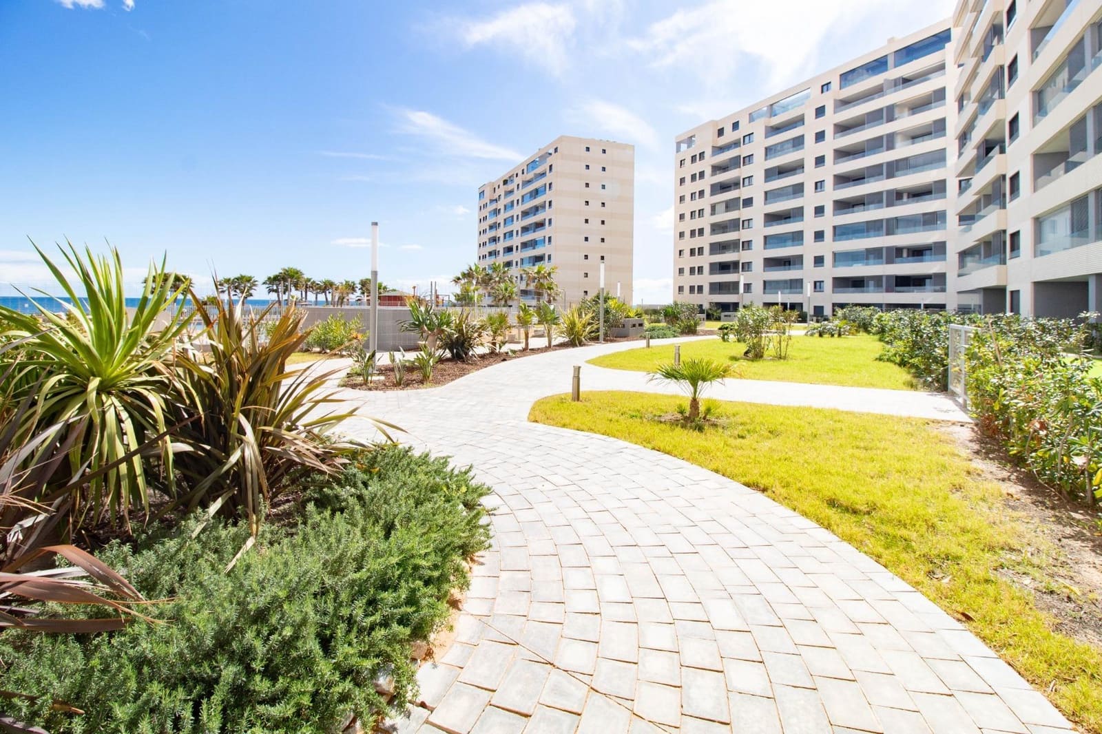 2 quarto Penthouse para venda em Orihuela Costa com piscina - 649 000 € (Ref: 8902282)