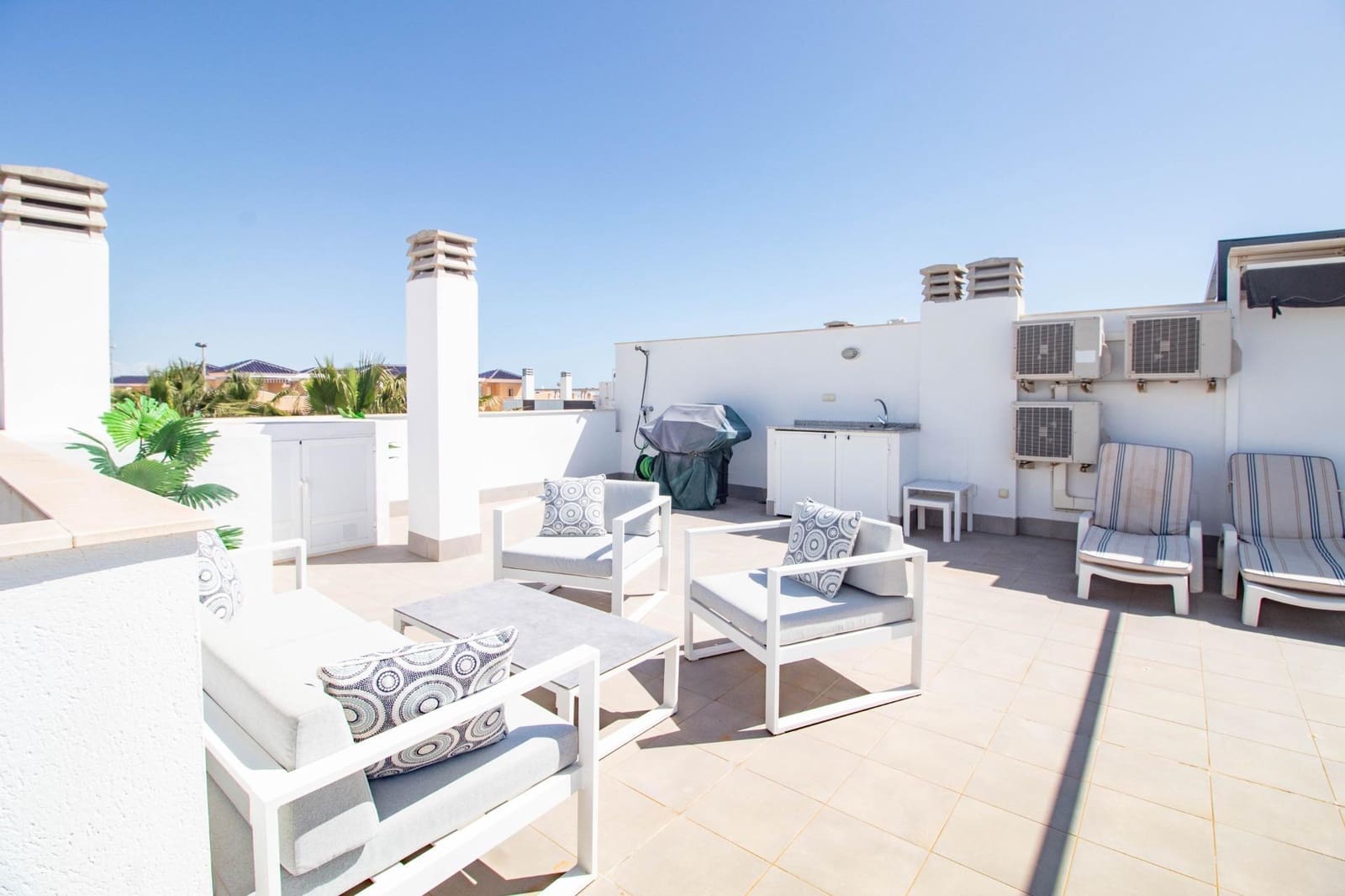 2 quarto Bungalow para venda em Torre de la Horadada com piscina - 295 000 € (Ref: 8926652)