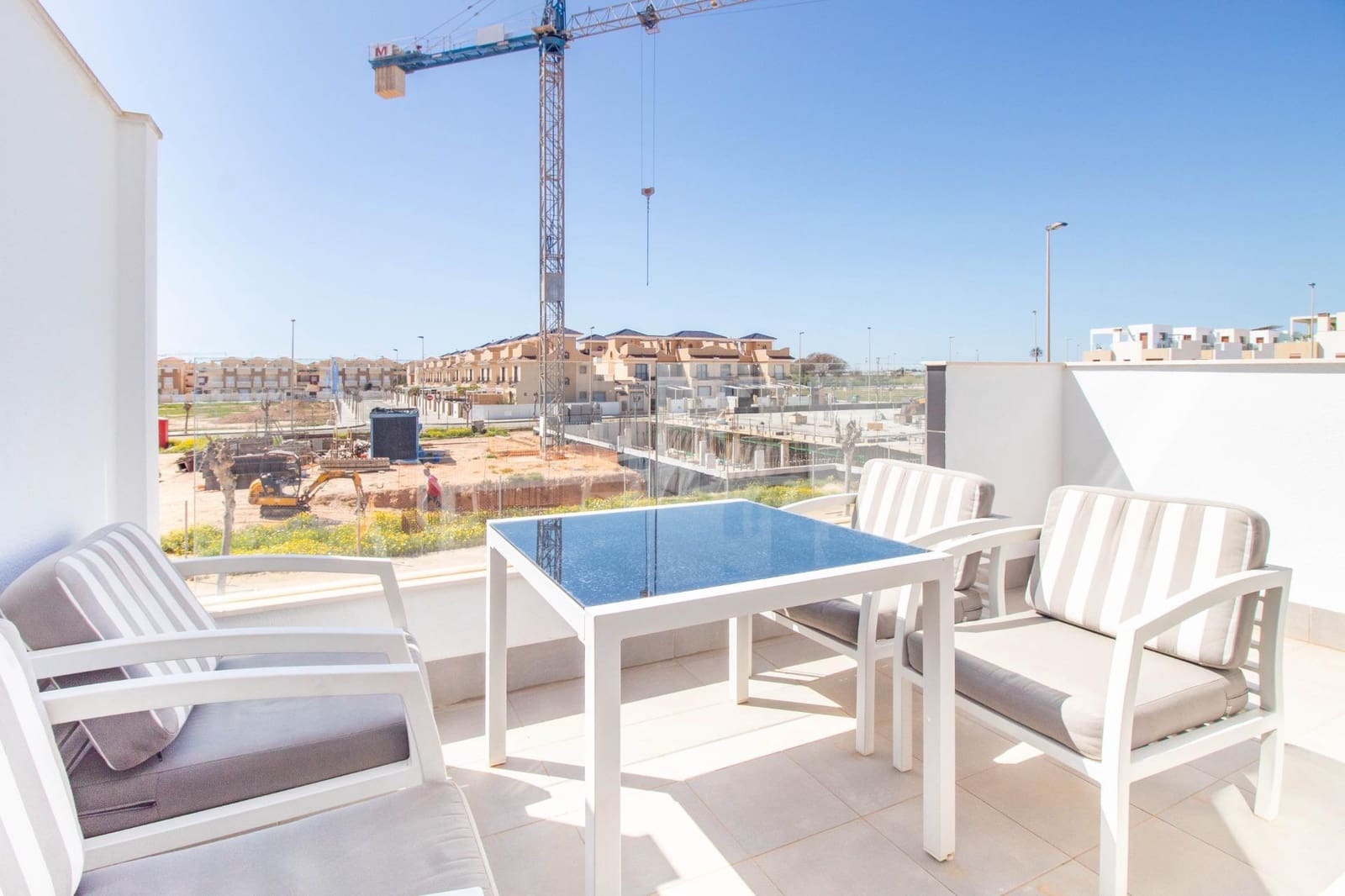 2 quarto Bungalow para venda em Torre de la Horadada com piscina - 295 000 € (Ref: 8926652)