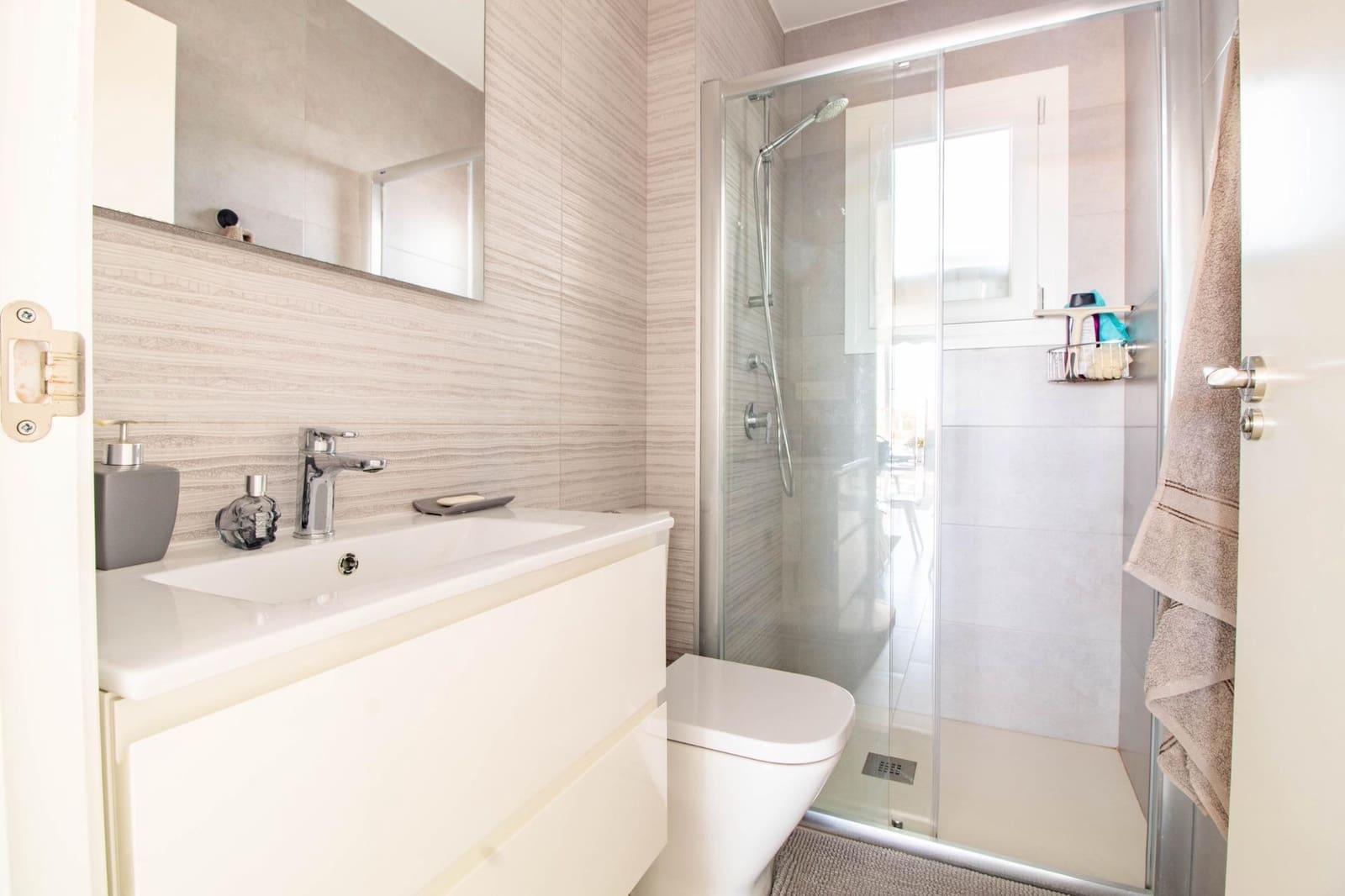 2 quarto Bungalow para venda em Torre de la Horadada com piscina - 295 000 € (Ref: 8926652)