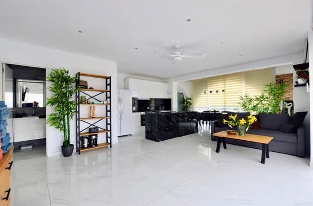 5 camera da letto Villa in vendita in Blue Lagoon con piscina - 379.900 € (Rif: 8939548)