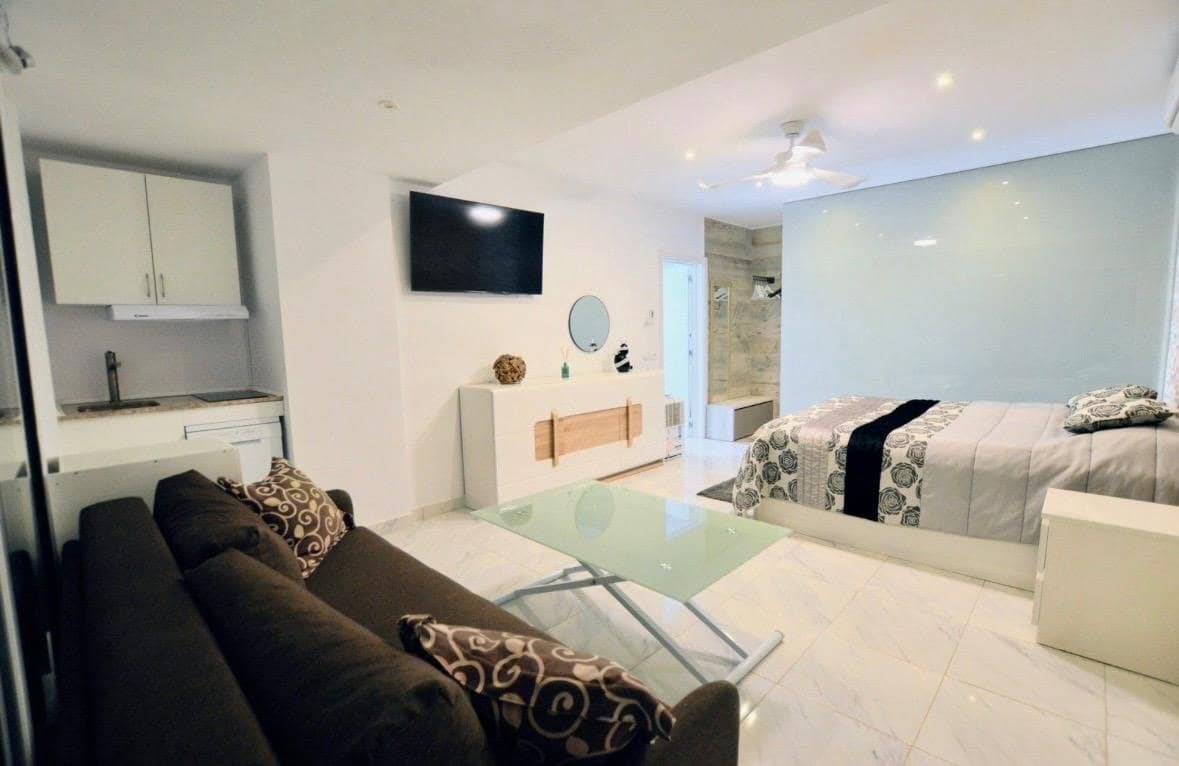 5 soveværelse Villa til salg i Blue Lagoon med swimmingpool - € 379.900 (Ref: 8939548)