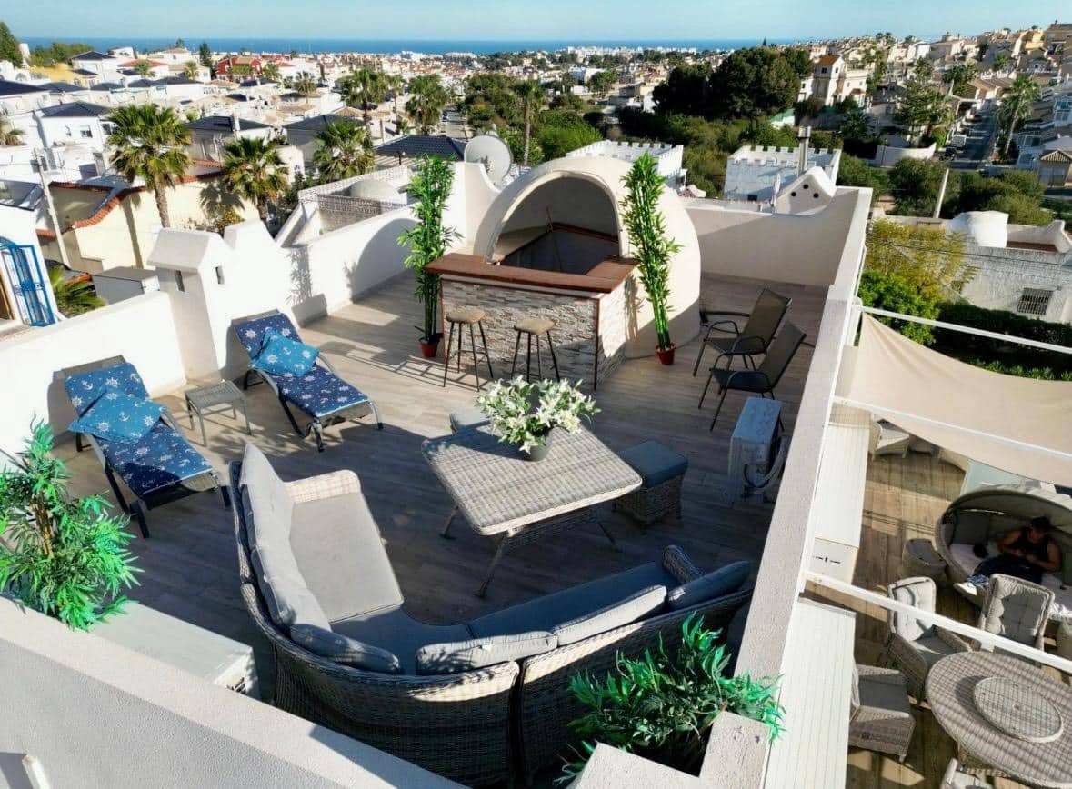 5 soveværelse Villa til salg i Blue Lagoon med swimmingpool - € 379.900 (Ref: 8939548)